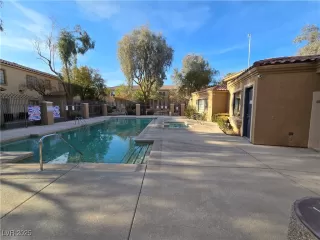 Photo #3: 2669595 Listing 