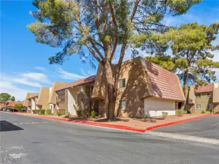 Photo #1: 2669602 Listing