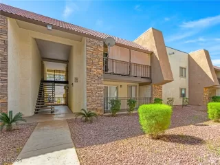 Photo #4: 2669602 Listing