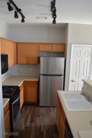 Photo #5: 2669628 Listing