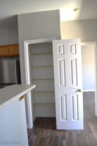 Photo #6: 2669628 Listing