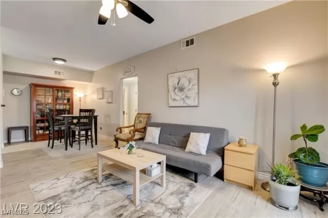 MLS: 2669652 Condo For Sale