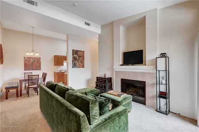 MLS: 2669654 Condo For Sale