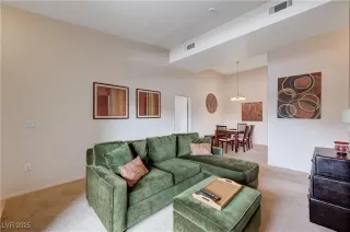 Photo #6: 2669654 Listing