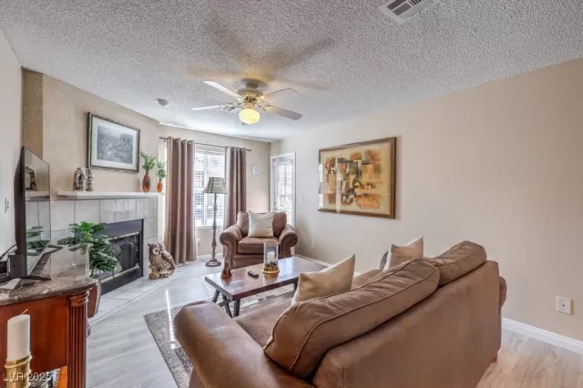 MLS: 2669666 Condo For Sale