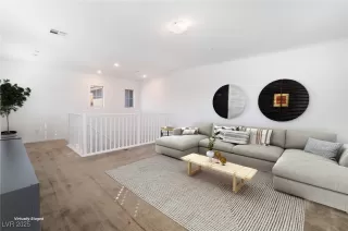 Photo #4: 2669670 Listing 