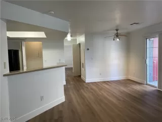 Photo #2: 2669681 Listing 