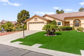 Photo #1: 2669711 Listing 