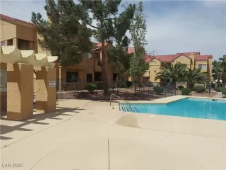 Photo #1: 2669761 Listing