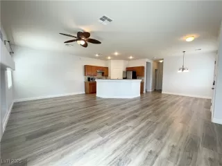 Photo #2: 2669764 Listing 