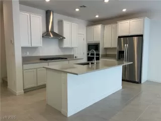 Photo #4: 2669769 Listing 