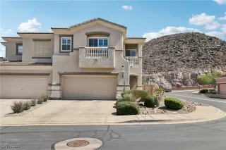 Photo #1: 2669821 Listing 