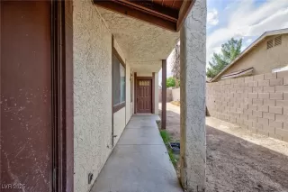 Photo #2: 2669835 Listing 