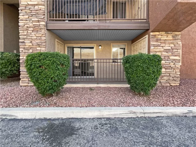 MLS: 2669838 Condo For Sale