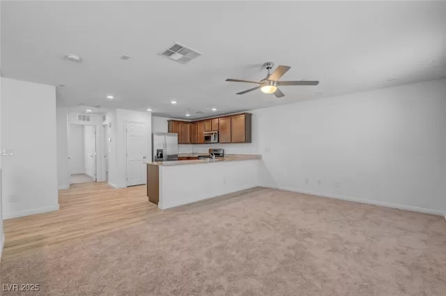 MLS: 2669867 Condo For Sale