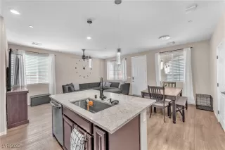 Photo #4: 2669881 Listing 