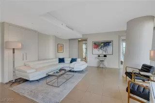 Photo #5: 2669884 Listing 