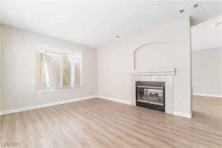 Photo #3: 2669886 Listing 