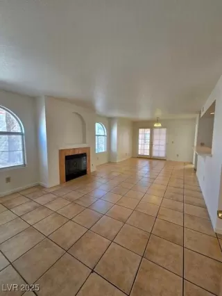 Photo #2: 2669922 Listing 