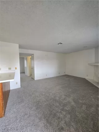 Photo #1: 2669924 Listing 