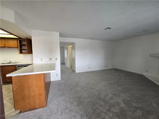 Photo #2: 2669924 Listing 