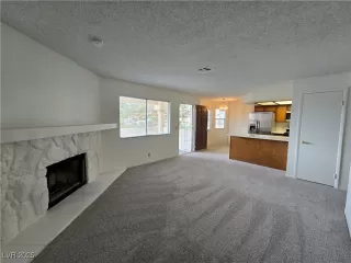 Photo #3: 2669924 Listing 