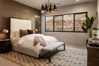 Photo #3: 2669927 Listing