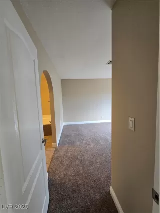 Photo #3: 2669929 Listing 