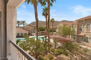 Photo #2: 2669960 Listing