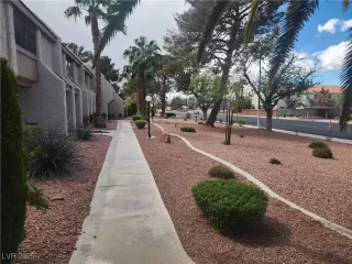 Photo #4: 2669971 Listing 