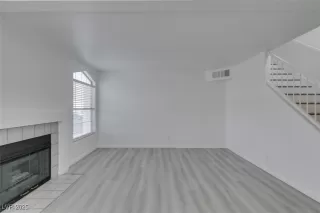 Photo #5: 2669978 Listing 