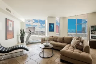 Photo #4: 2669982 Listing 