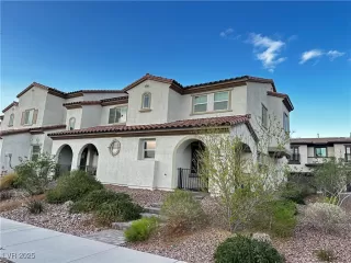 Photo #1: 2670020 Listing