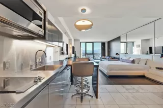 Photo #1: 2670035 Listing