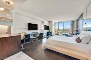 Photo #3: 2670035 Listing