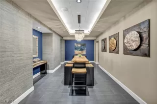 Photo #2: 2670057 Listing