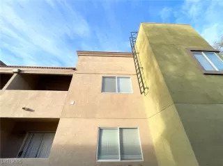 Photo #2: 2670074 Listing 