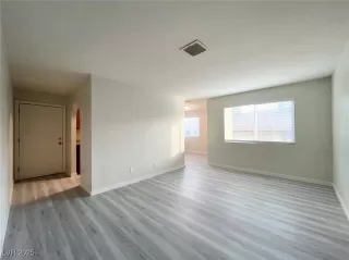 Photo #3: 2670074 Listing 