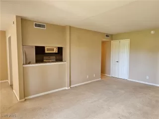 Photo #4: 2670087 Listing 