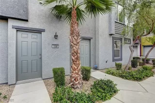 Photo #1: 2670090 Listing 