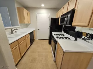 Photo #5: 2670094 Listing 