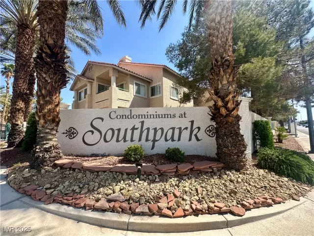 MLS: 2670097 Condo For Sale