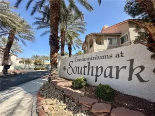 Photo #1: 2670097 Listing 