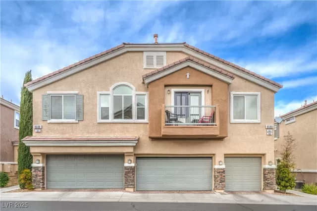 MLS: 2670140 Condo For Sale