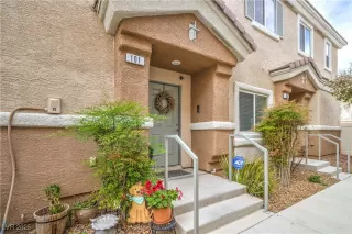 Photo #1: 2670140 Listing 