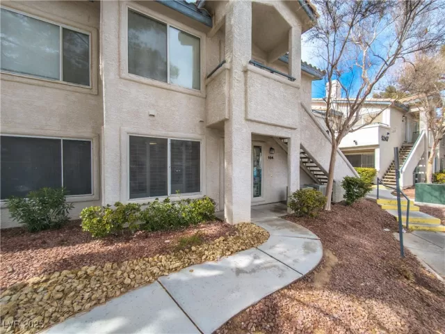 MLS: 2670156 Condo For Sale