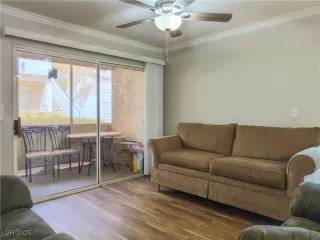 Photo #4: 2670156 Listing 