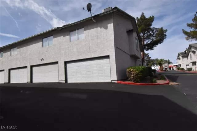 MLS: 2670201 Condo For Sale