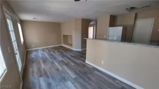 Photo #2: 2670215 Listing 