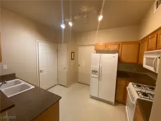 Photo #6: 2670224 Listing 